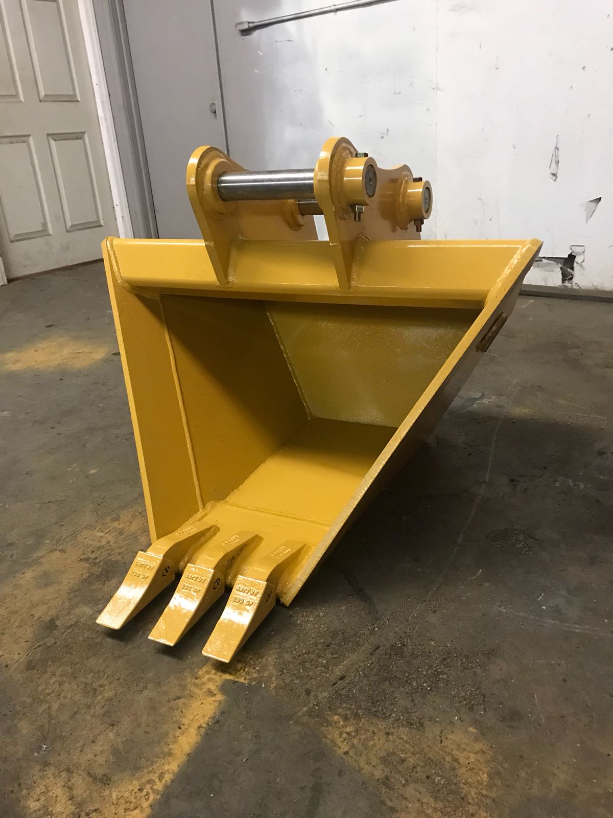 IS ATTACHMENTS EVB63012