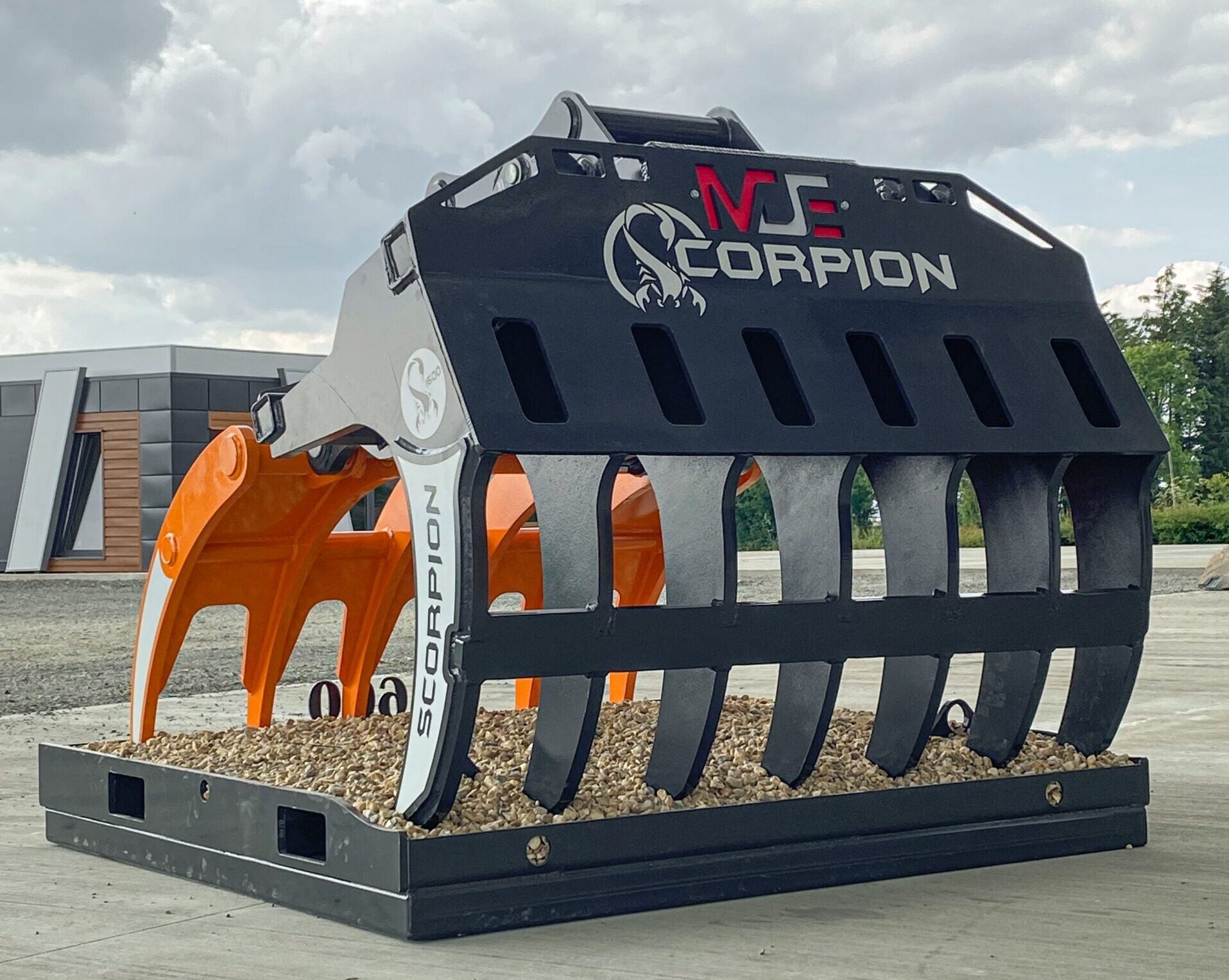 MDE MACHINERY S1900/1900 SCORPION MOUNT