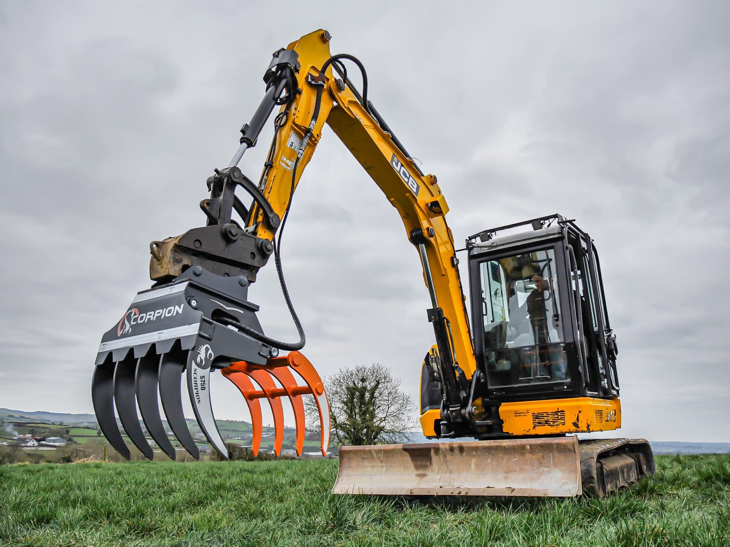 MDE MACHINERY S750/750 SCORPION MOUNT